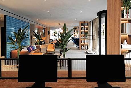 Four Points by Sheraton Matosinhos