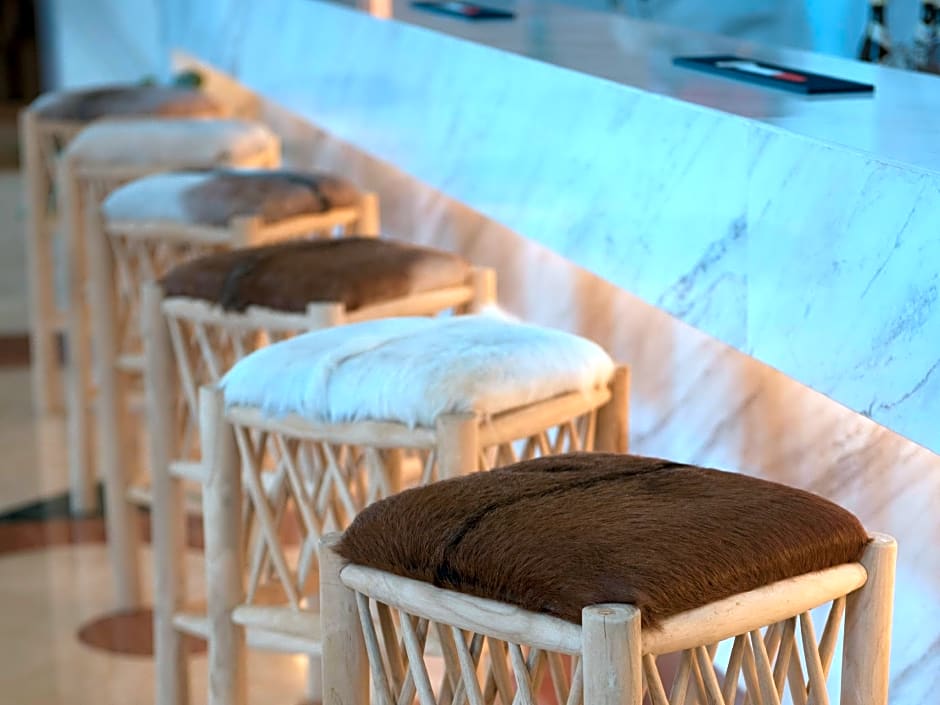 Crown Vista Batam Hotel