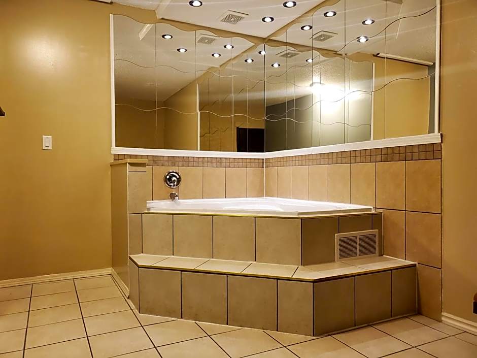 Super 8 by Wyndham Duncan