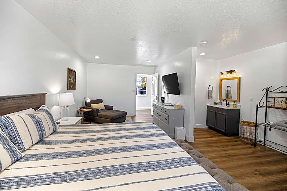 Happy Trails Bed and Breakfast