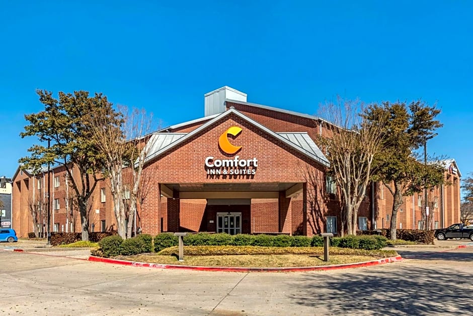 Comfort Inn & Suites North Dallas-Addison