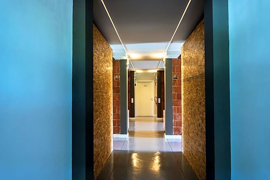 Albergue Santiago 15 Monforte