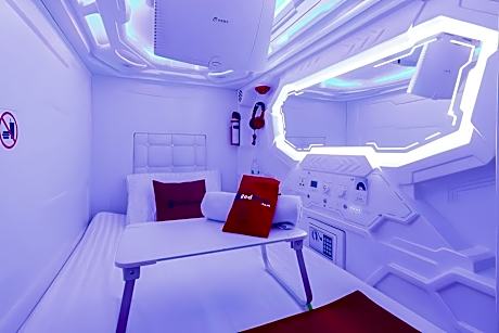 RedDoorz Hostel @ Capsule Inn Medan