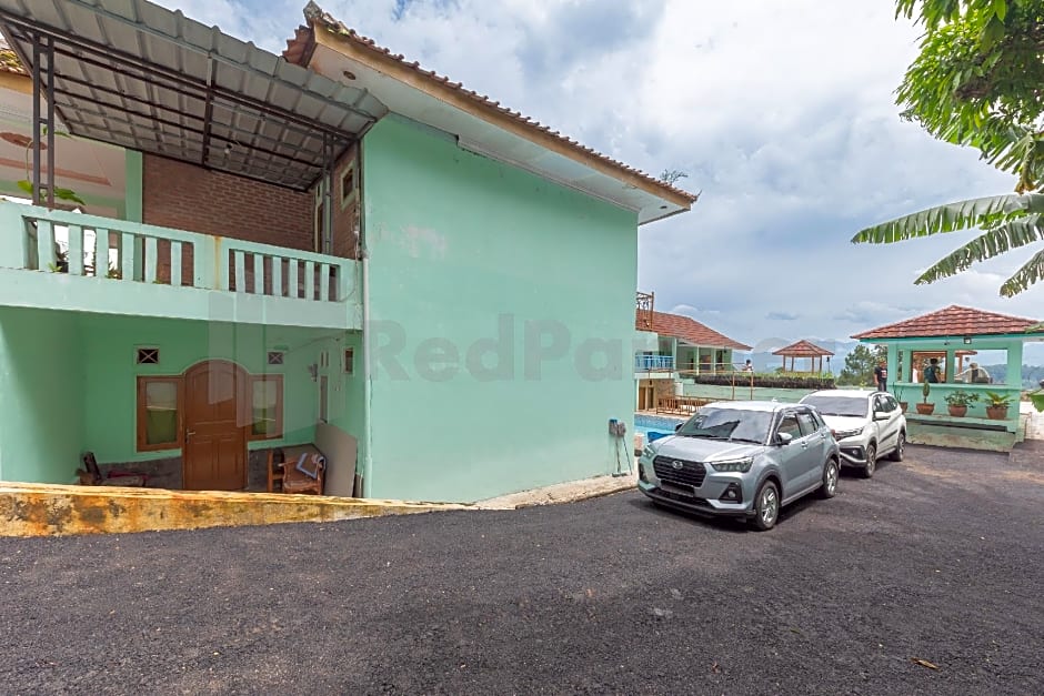 Villa Sari Intan Ciater RedPartner