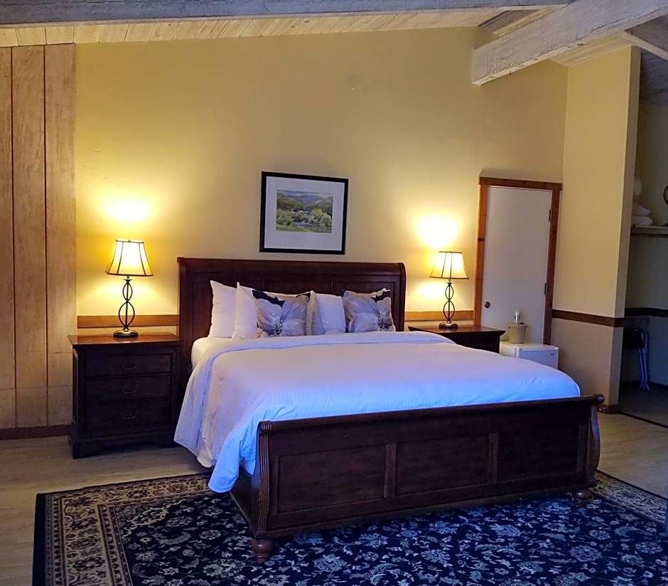 Carmel Valley Lodge