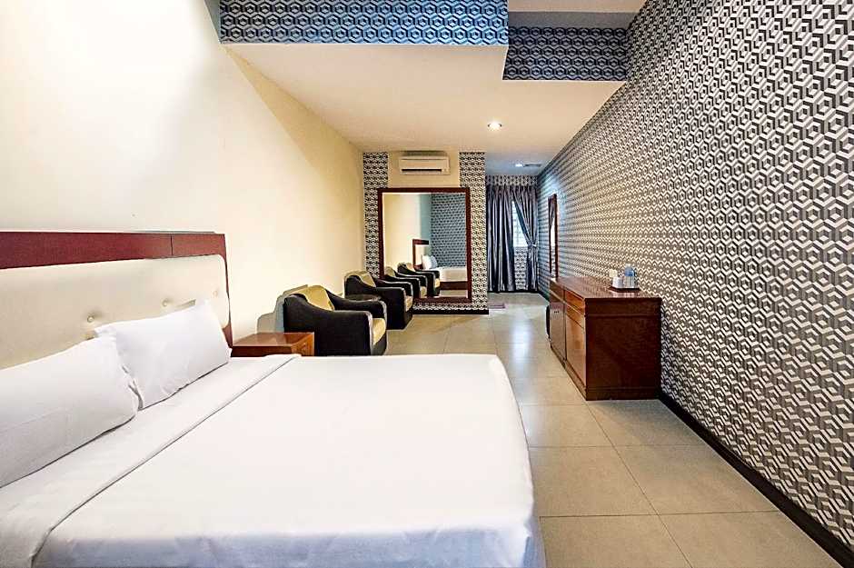 Pertama Lodge
