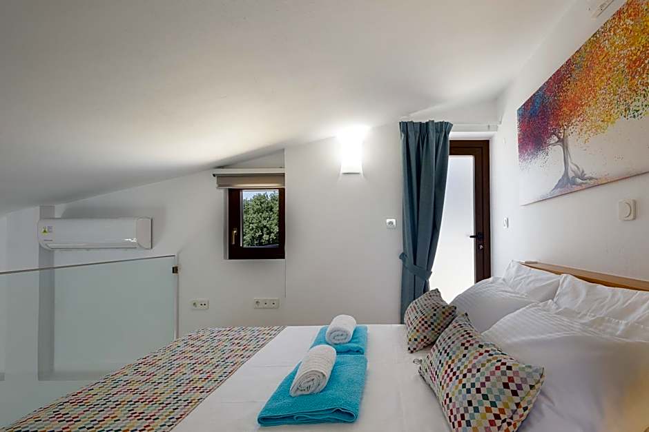 Coconut Palm Paradise