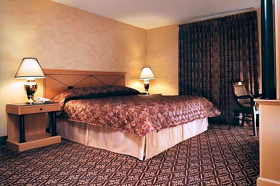 The Bertram Inn & Conf Ctr, A Trademark Collection Hotel