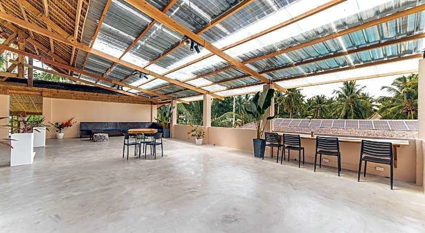 Sunlit Hostel