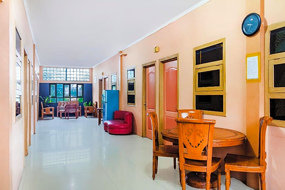 OYO 789 Pelangi Residence