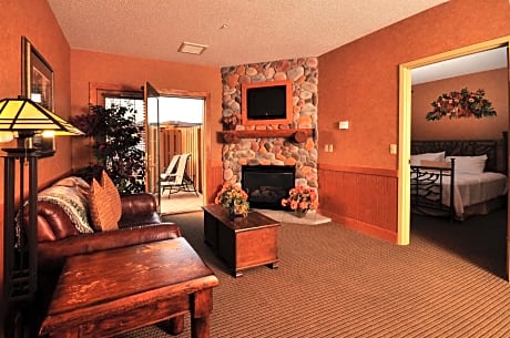 1 King Suite Whirlpool Non-Smoking