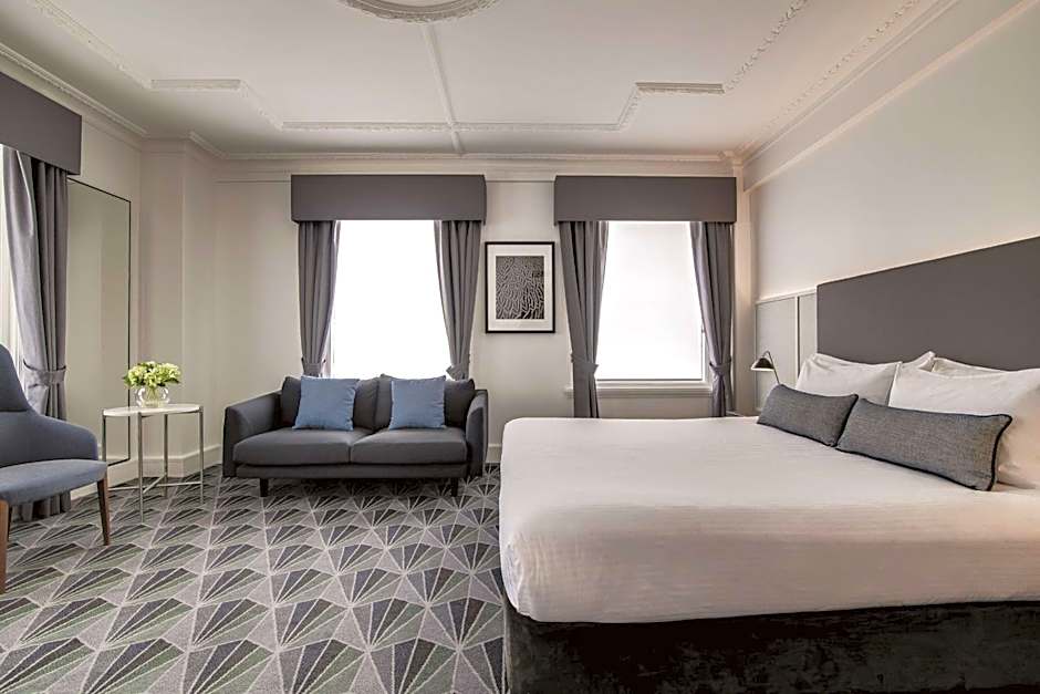 The Savoy Hotel on Little Collins Melbourne