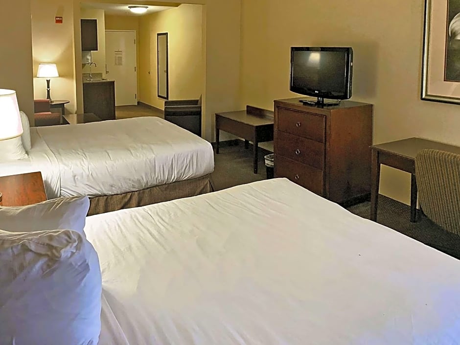 Rodeway Inn & Suites