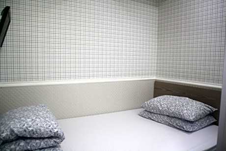 Single Room with Shower