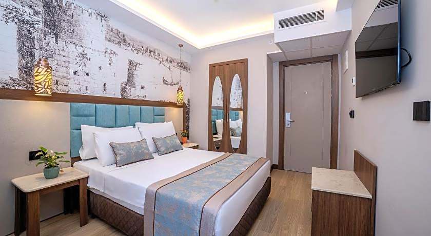 Grand Hilarium Hotel