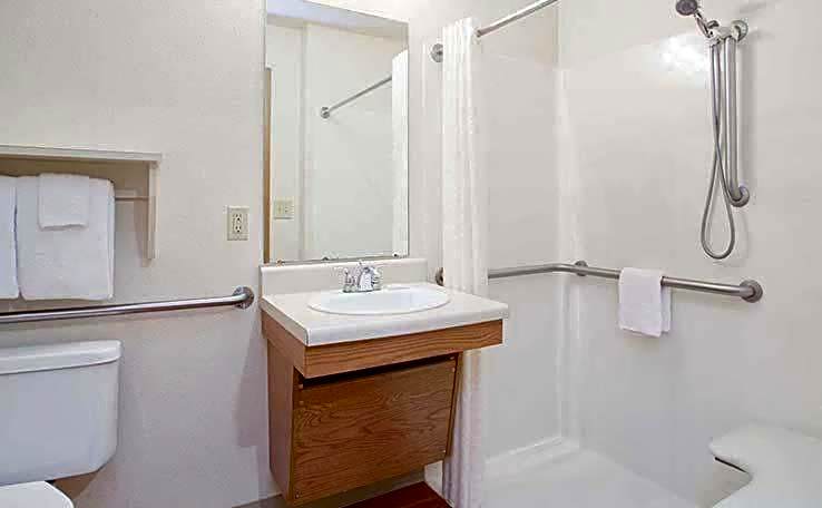WoodSpring Suites Holland - Grand Rapids