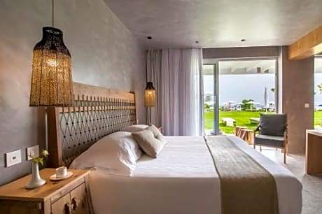 Two-Bedroom Villa - Beach Front