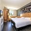 ibis Issoire