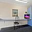Cunningham Shore Motel