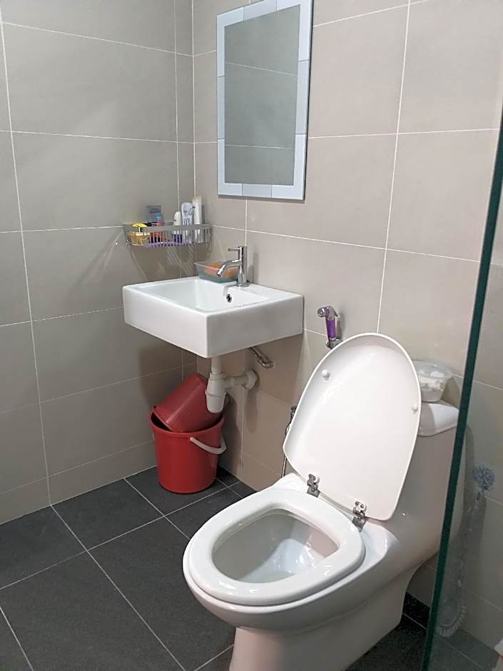 Raffles Suites 2 Bedroom Homestay