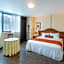Miraflores Colon Hotel