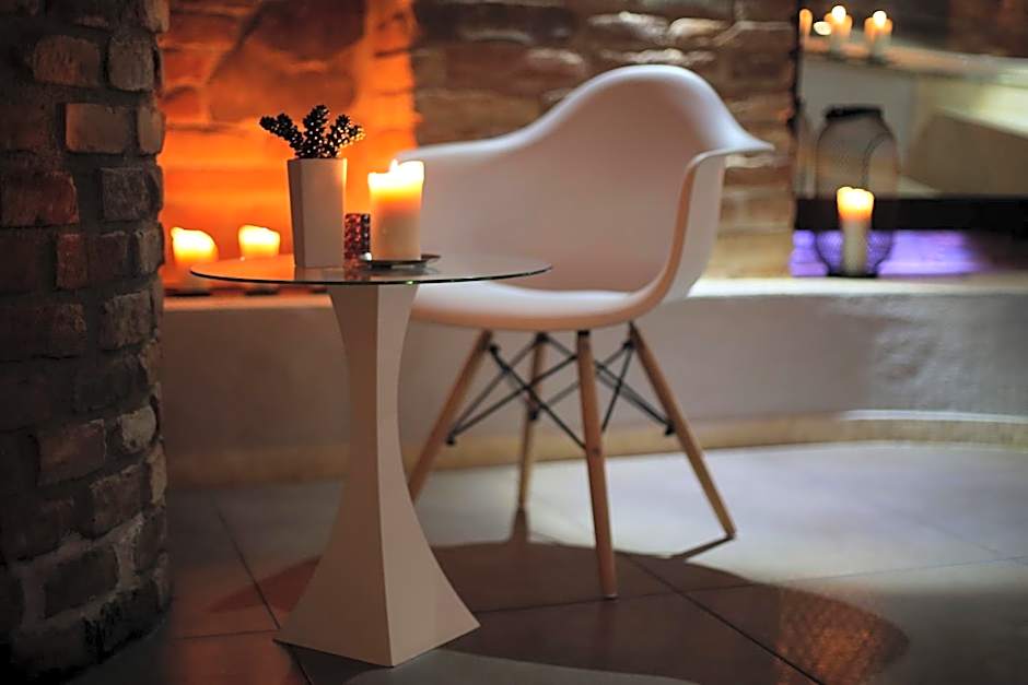 Penzión Wellness & Restaurant Zoborská, free parking