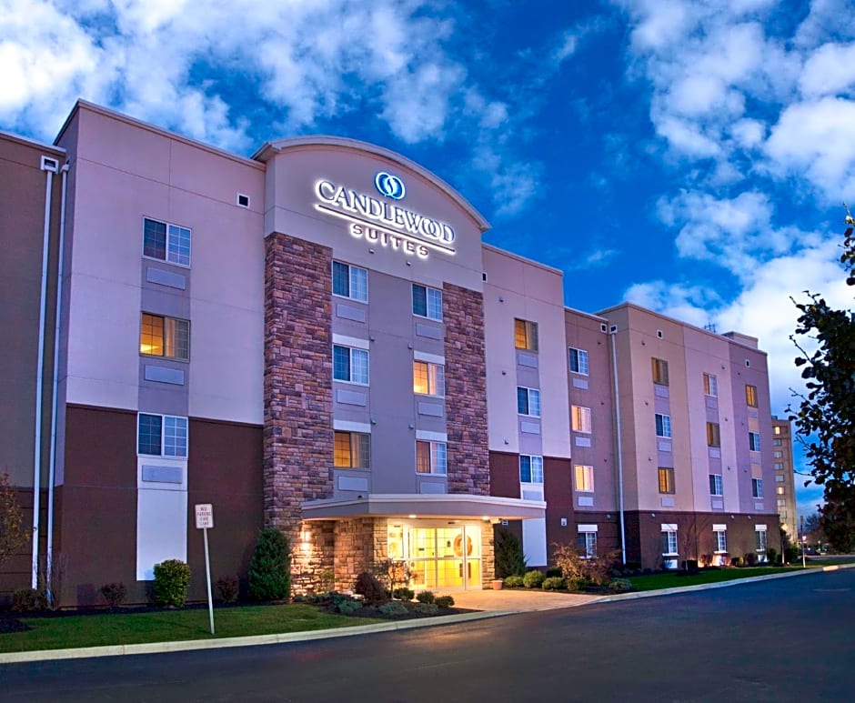 Candlewood Suites Buffalo Amherst, an IHG Hotel