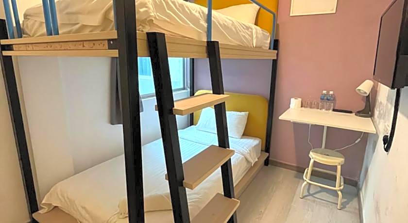 Havona Hotel @ Taman Tropika Kulai - Self Check In