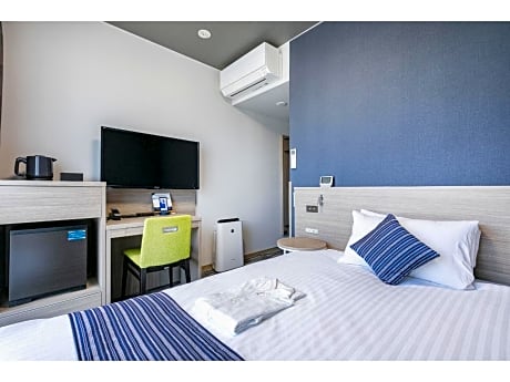 Standard Double Room (1 Adult) - Non-Smoking
