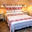 I Mari Di Gallura Suites and Rooms