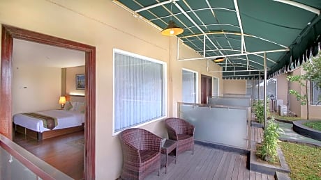 Executive Double or Twin Room with Balcony