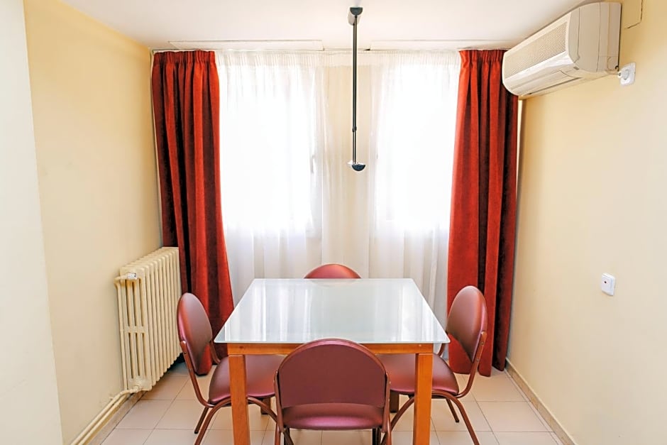 Aparthotel Bertran