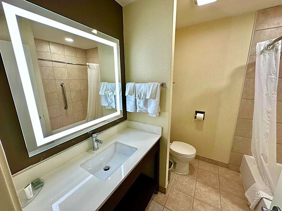 Sonesta Essential Hotels Overland Park