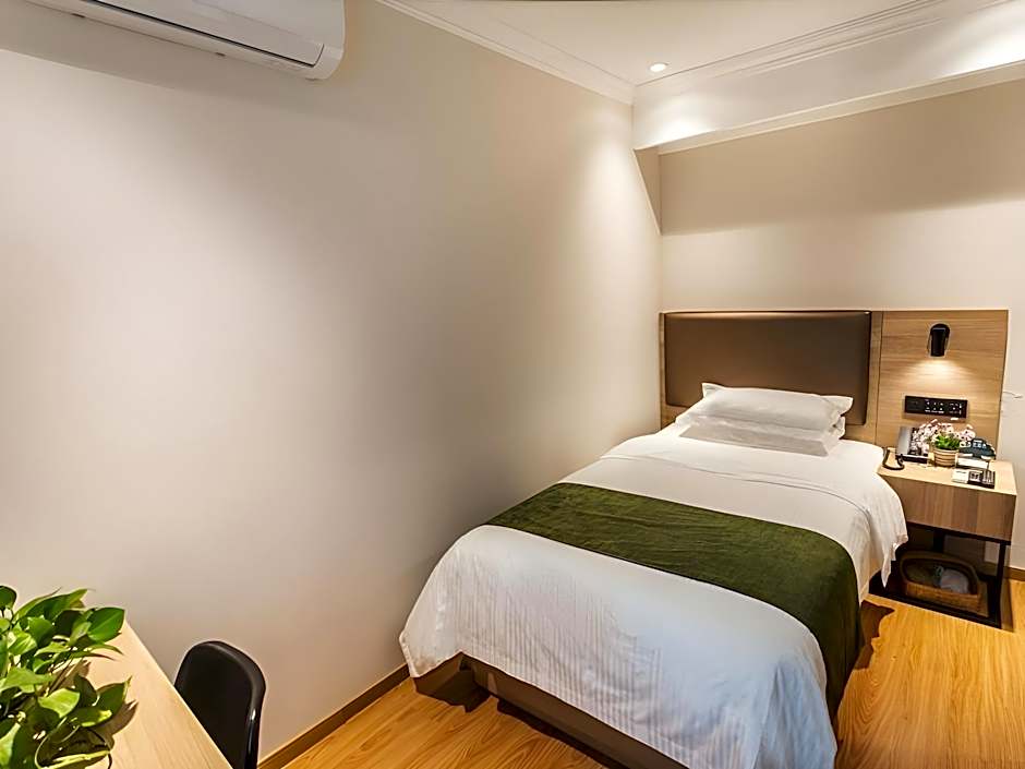 GreenTree Inn Suzhou Railway Station South Square Humble Administrator's Garden Business Hotel