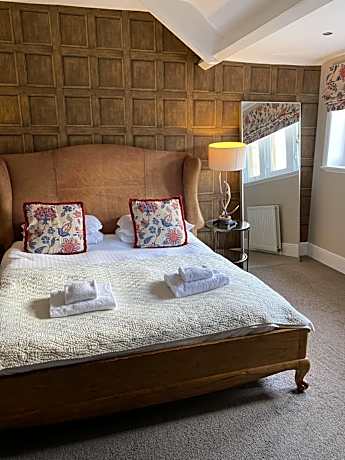 Large Double Room