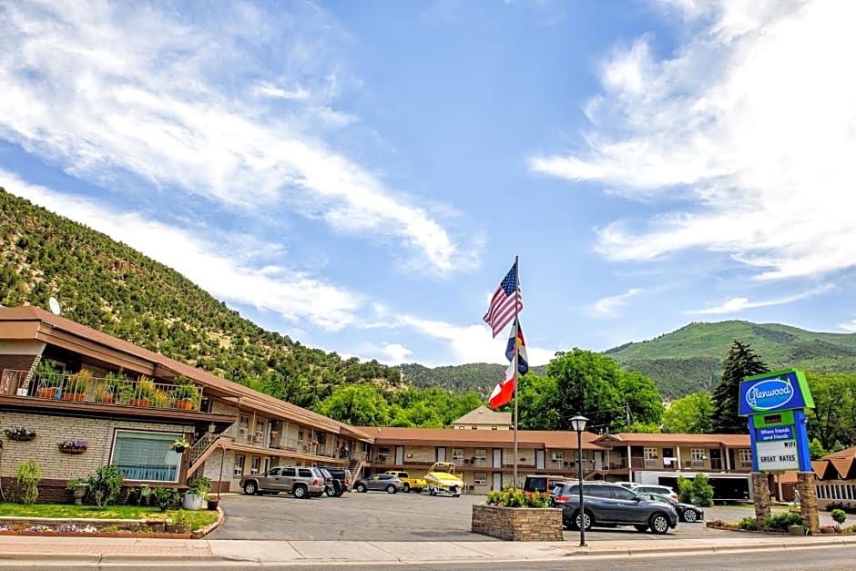 Glenwood Springs Inn