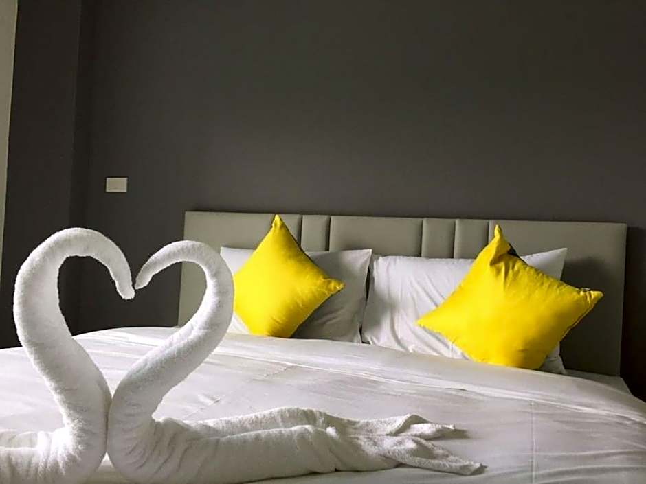 Big Buddha Hillside Hotel