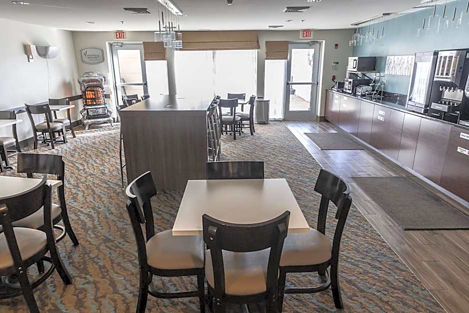 Sleep Inn & Suites Evansville - Casper
