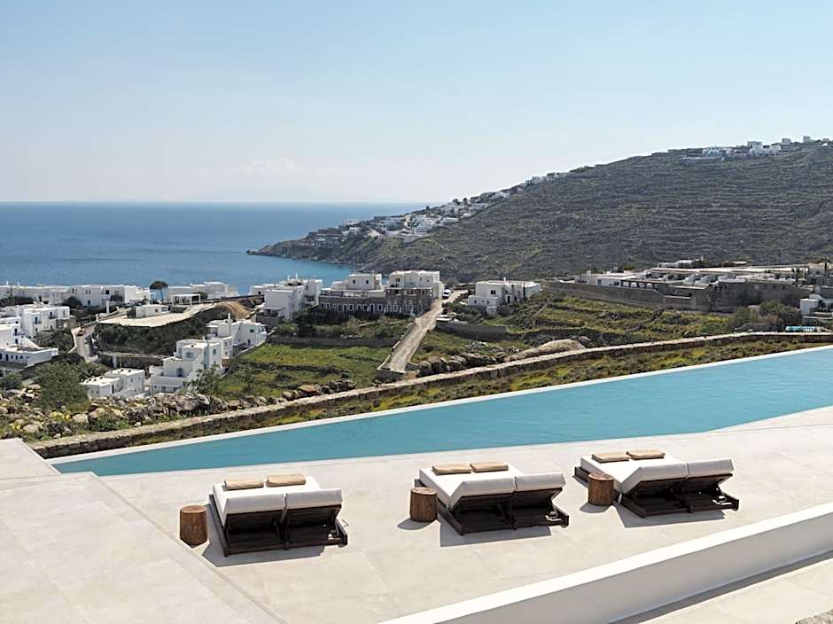 Ezio Bo Luxury Living