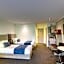 Garden Court Suites & Apartments