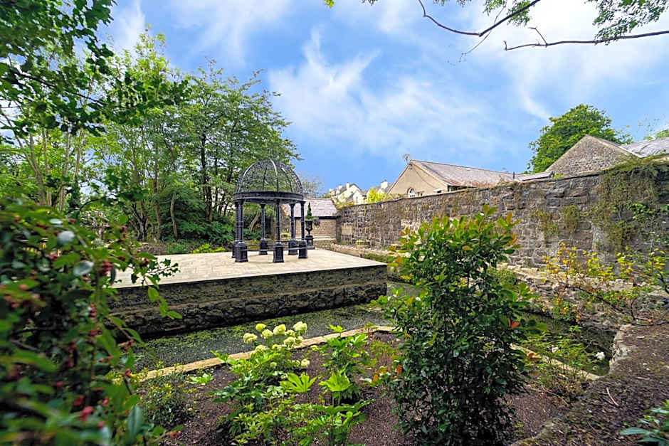 Dunadry Hotel And Gardens