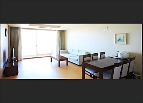 36 Sea View Room