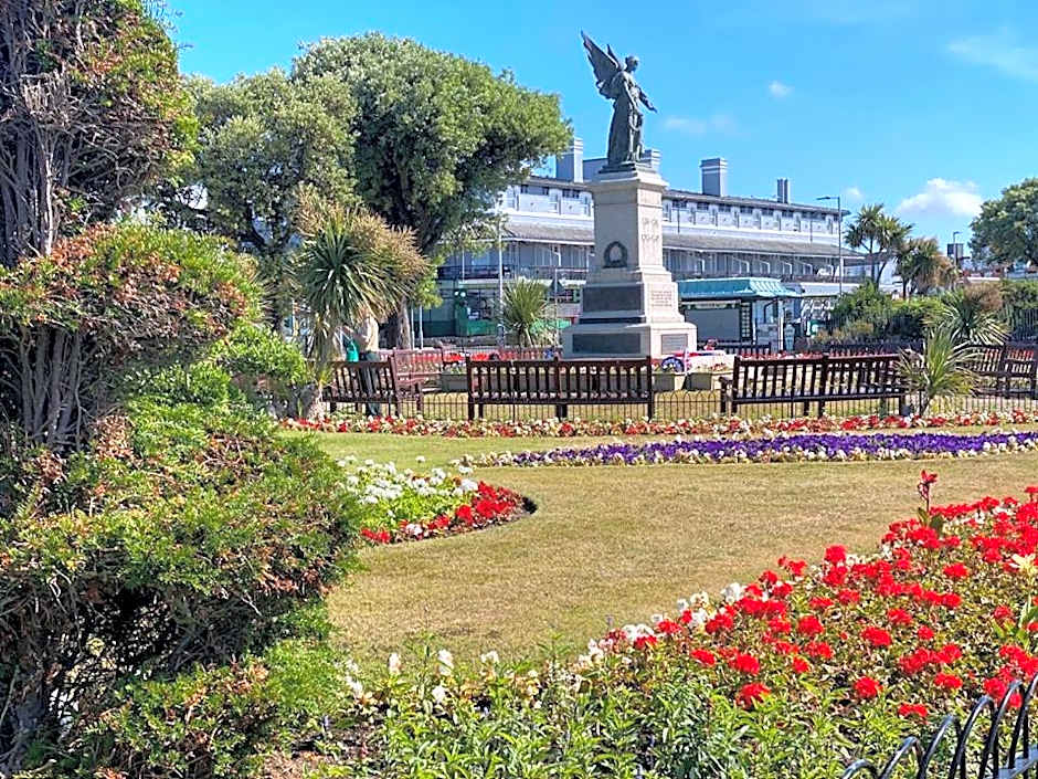 The Royal Hotel - Clacton On Sea