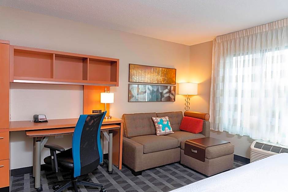 Photo 1 of 5 of Studio 1 King Bed with Sofabed