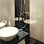 Motel One Koln-Waidmarkt