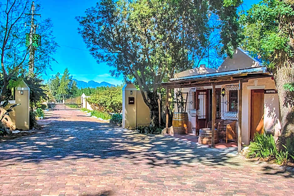 De Leeuwenhof Estate