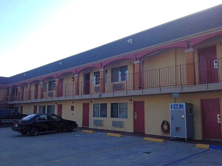 Value Inn Bellflower