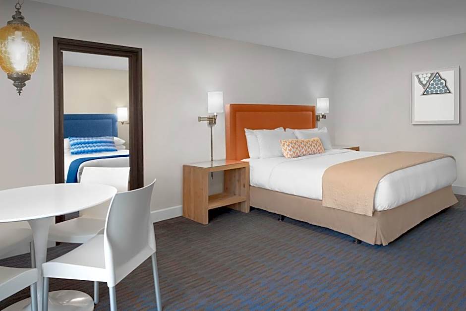 Ashland Hills Hotel & Suites