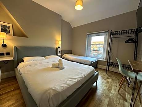 Double or Twin Room with Shared Bathroom