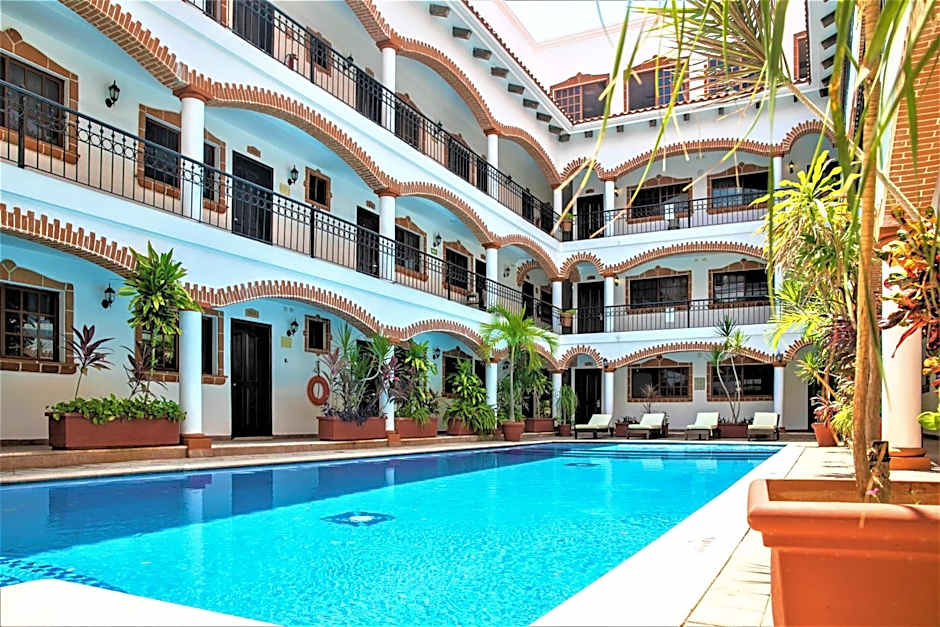 Hotel Colonial Playa del Carmen
